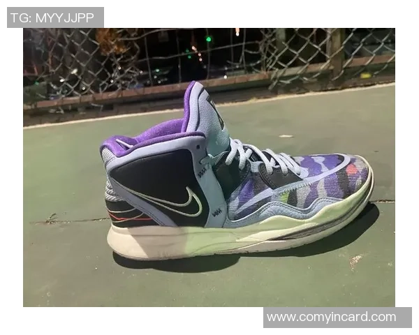 后卫控卫实战篮球鞋的选择与推荐提升你的球场表现与舒适度 后卫控卫实战篮球鞋的选择与推荐提升你的球场表现与舒适度